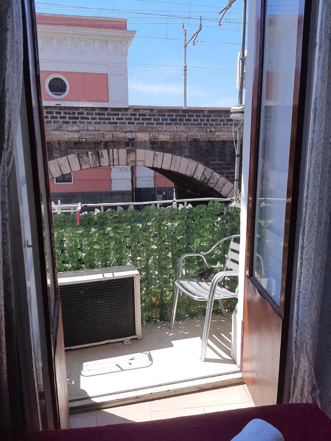 B&B Sotto Gli Archi カターニア エクステリア 写真